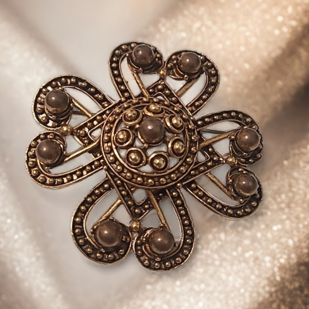 Vintage Florenza Knot Flower Clover Brooch Pin Gold Tone Beads Jewelry
